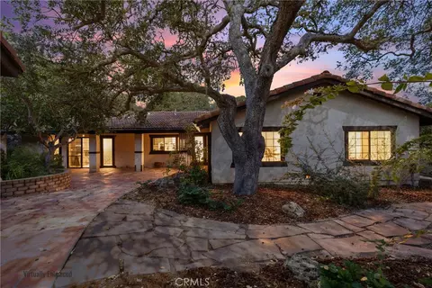 Exterior - 6680 Linne, Paso Robles, CA 93446 photo 5 of 17