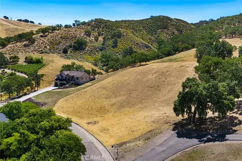 9924 Sunfish Cir, Paso Robles, CA 93446 photo 3