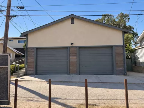 Exterior - 528 Oak St, Paso Robles, CA 93446 photo 5 of 10