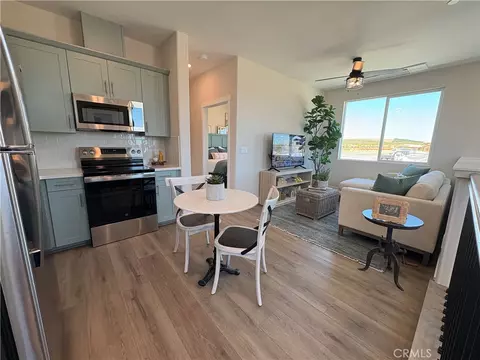 Kitchen - 1165 Cask Rd, Paso Robles, CA 93466 photo 4 of 4