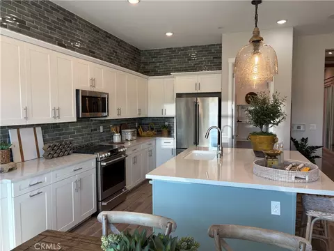 Kitchen - 1165 Cask Rd, Paso Robles, CA 93466 photo 2 of 4