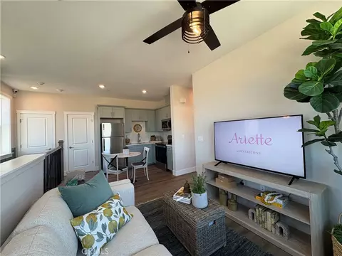Living - 1165 Cask Rd, Paso Robles, CA 93466 photo 2 of 3