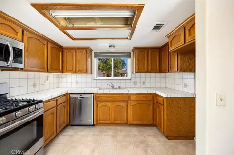 Kitchen - 1137 Woodhaven Ct, Paso Robles, CA 93446 photo 2 of 5