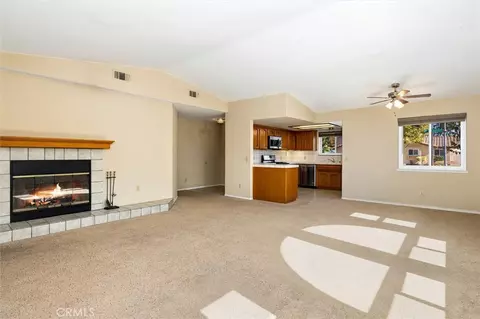 Living - 1137 Woodhaven Ct, Paso Robles, CA 93446 photo 2 of 9