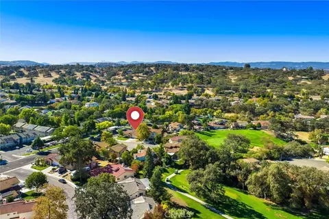 View/Area - 1137 Woodhaven Ct, Paso Robles, CA 93446 photo 4 of 6