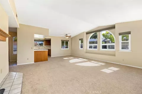 Living - 1137 Woodhaven Ct, Paso Robles, CA 93446 photo 4 of 9