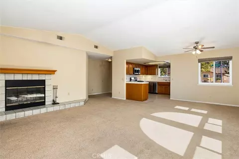 Living - 1137 Woodhaven Ct, Paso Robles, CA 93446 photo 8 of 9