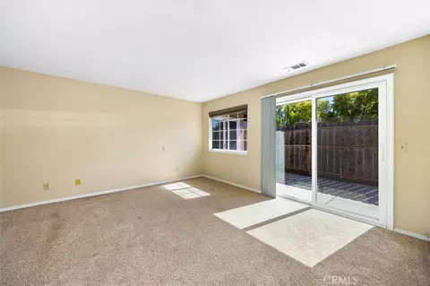 Living - 1137 Woodhaven Ct, Paso Robles, CA 93446 photo 7 of 9