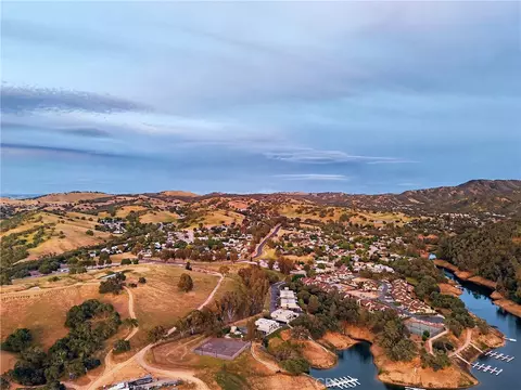 View/Area - 3332 Harbor Cir #C, Paso Robles, CA 93446 photo 8 of 10
