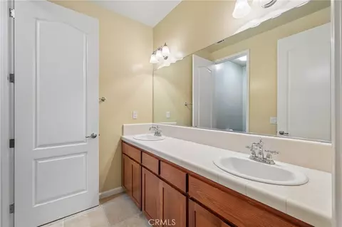 Entry Way - 953 Salida Del Sol, Paso Robles, CA 93446 photo 3 of 4