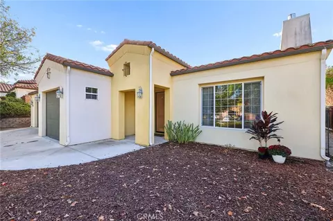 Exterior - 953 Salida Del Sol, Paso Robles, CA 93446 photo 2 of 6