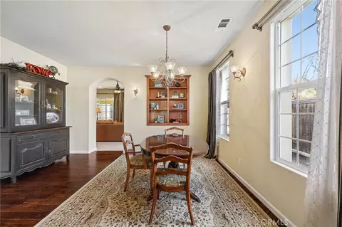 Dining - 953 Salida Del Sol, Paso Robles, CA 93446 photo 3 of 3