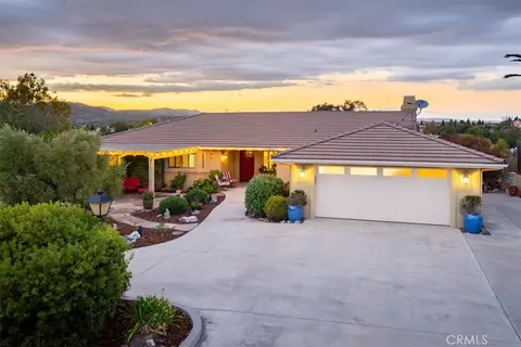 Exterior - 725 Renate Way, Paso Robles, CA 93446 photo 20 of 20