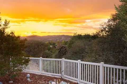 Exterior - 725 Renate Way, Paso Robles, CA 93446 photo 13 of 20