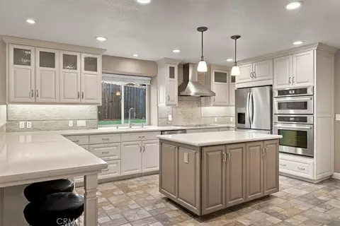 Kitchen - 725 Renate Way, Paso Robles, CA 93446 photo 1 of 6