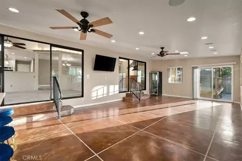 Living - 725 Renate Way, Paso Robles, CA 93446 photo 5 of 5