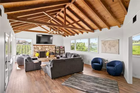 Living - 550 Villa Lots Rd, Paso Robles, CA 93446 photo 1 of 2