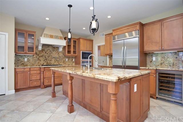 27 Tree Clover, Irvine, CA 92618 photo 1