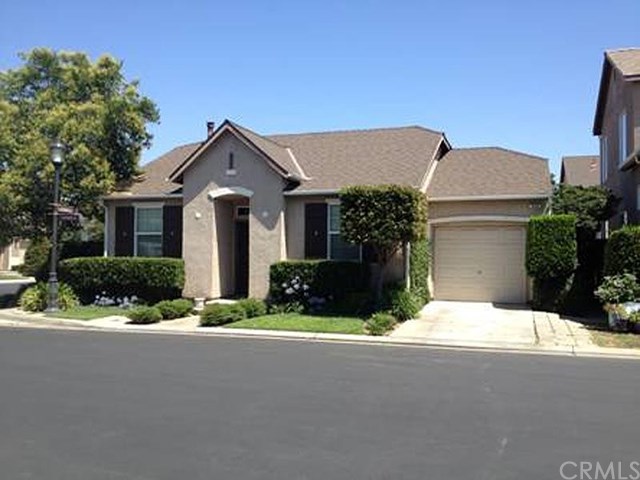649 W Venice Ln, Clovis, CA 93619 photo 1