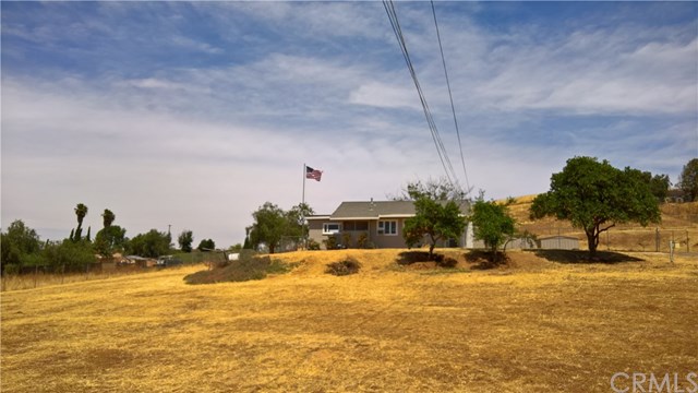 4759 Tomlinson Ave, Riverside, CA 92503 photo 1