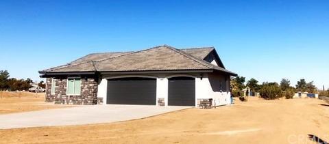 19155 Saddle Ln, Apple Valley, CA 92308 photo 1