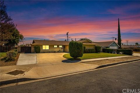 9765 Vine St, Bloomington, CA 92316 photo 1