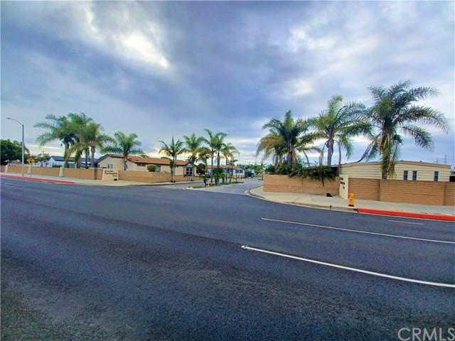 19361 Brookhurst St 88, Huntington Beach, CA 92646 12