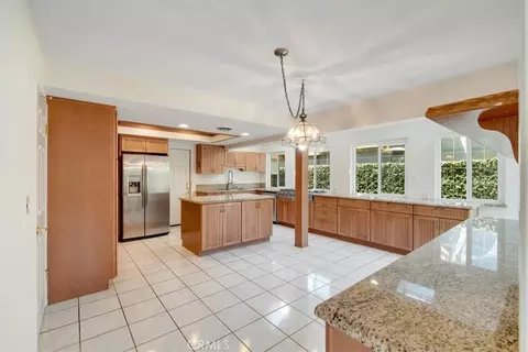 20912 Skimmer Ln, Huntington Beach, CA 92646