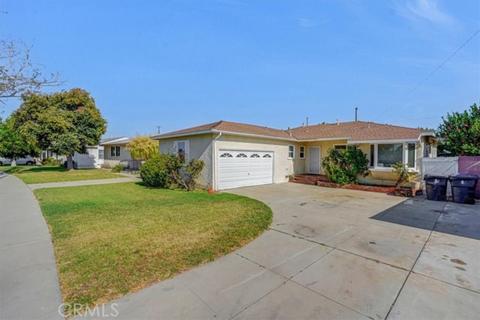 5281 E 27th St, Long Beach, CA 90815 photo 1