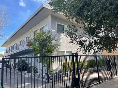 21317 Costanso St, Woodland Hills, CA 91364