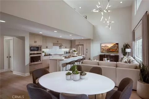 2922 Foundry Ct, Redondo Beach, CA 90278