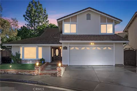 6 Dorchester E, Irvine, CA 92620