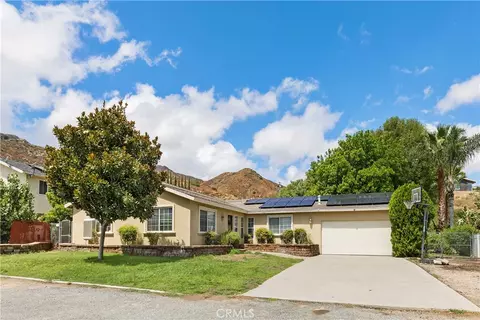 33105 Victoria Brooke Ln, Lake Elsinore, CA 92530