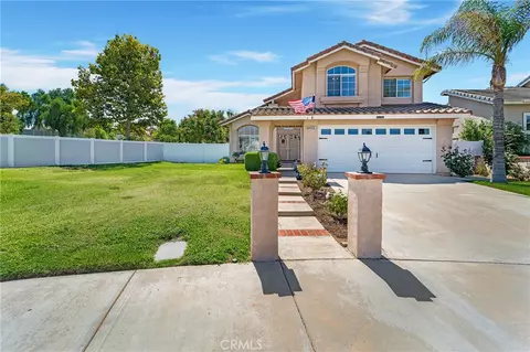 13241 Spur Branch Cir, Corona, CA 92883