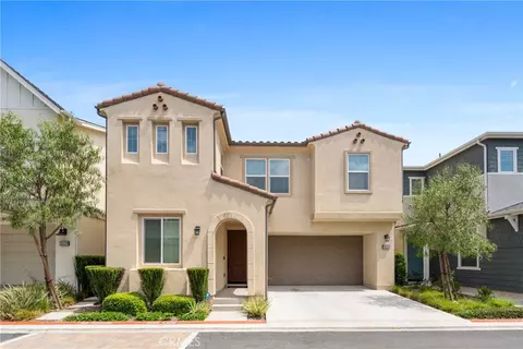 2632 Clarion Ln, Costa Mesa, CA 92626