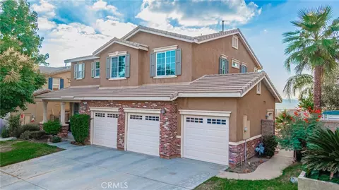 41073 Crimson Pillar Ln, Lake Elsinore, CA 92532