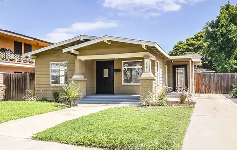 906 Raymond Ave, Long Beach, CA 90804 photo 1