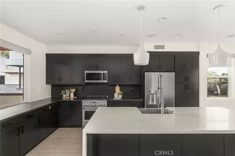 636 Channel Way, Costa Mesa, CA 92627