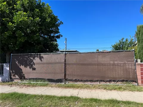 235 N Azusa Ave, Azusa, CA 91702