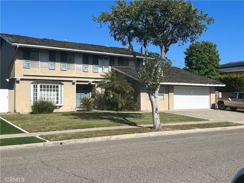 18566 Santa Andrea St, Fountain Valley, CA 92708