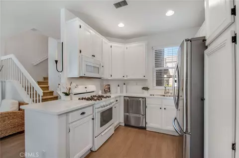 174 Seacountry Ln, Rancho Santa Margarita, CA 92688
