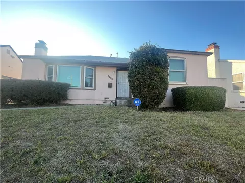 8709 S 6th Ave, Inglewood, CA 90305