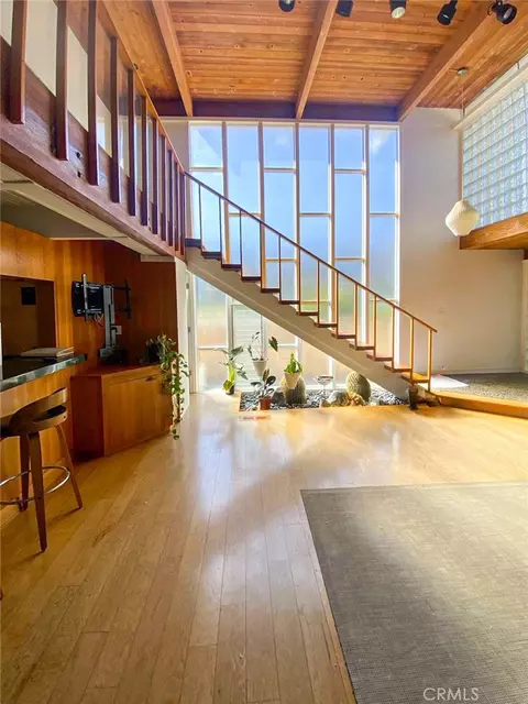 318 Rochester St, Costa Mesa, CA 92627