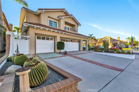 21211 Spurney Ln, Huntington Beach, CA 92646