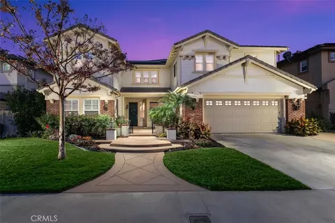 40 Ledgewood Dr, Rancho Santa Margarita, CA 92688