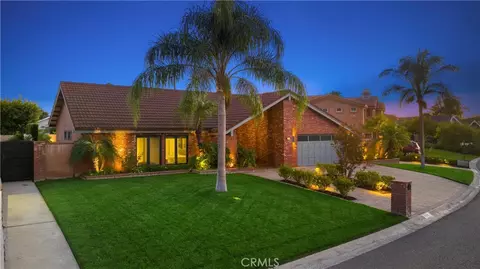 17886 Aberdeen Ln, Villa Park, CA 92861