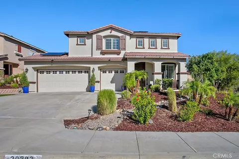 29292 Point Shore Dr, Lake Elsinore, CA 92530