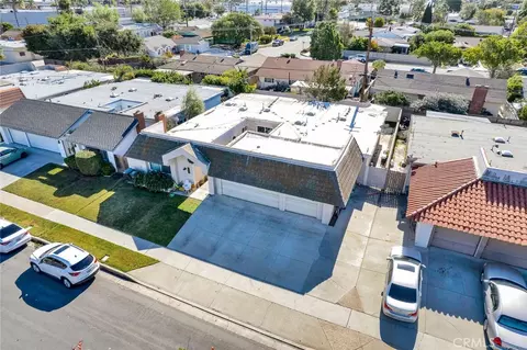 1553 Wintergreen Pl, Costa Mesa, CA 92626
