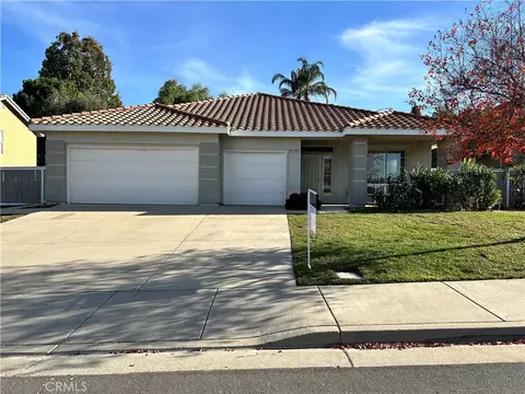 13031 Aliciente Dr, Corona, CA 92883