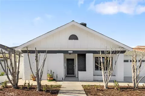 21391 Lemontree Ln, Huntington Beach, CA 92646